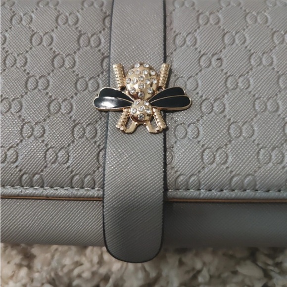 Bi-Fold Wallet - Picture 3 of 8